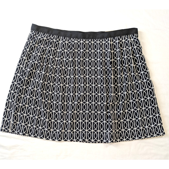 NEW Banana Republic‎ Skirt Wome Size 12 Short Lined Black White Geometric A-Line - Picture 1 of 9